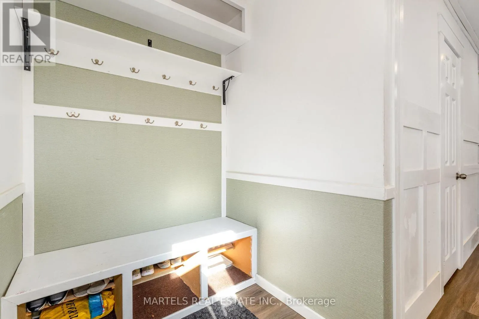 6322 FRIAR GATE