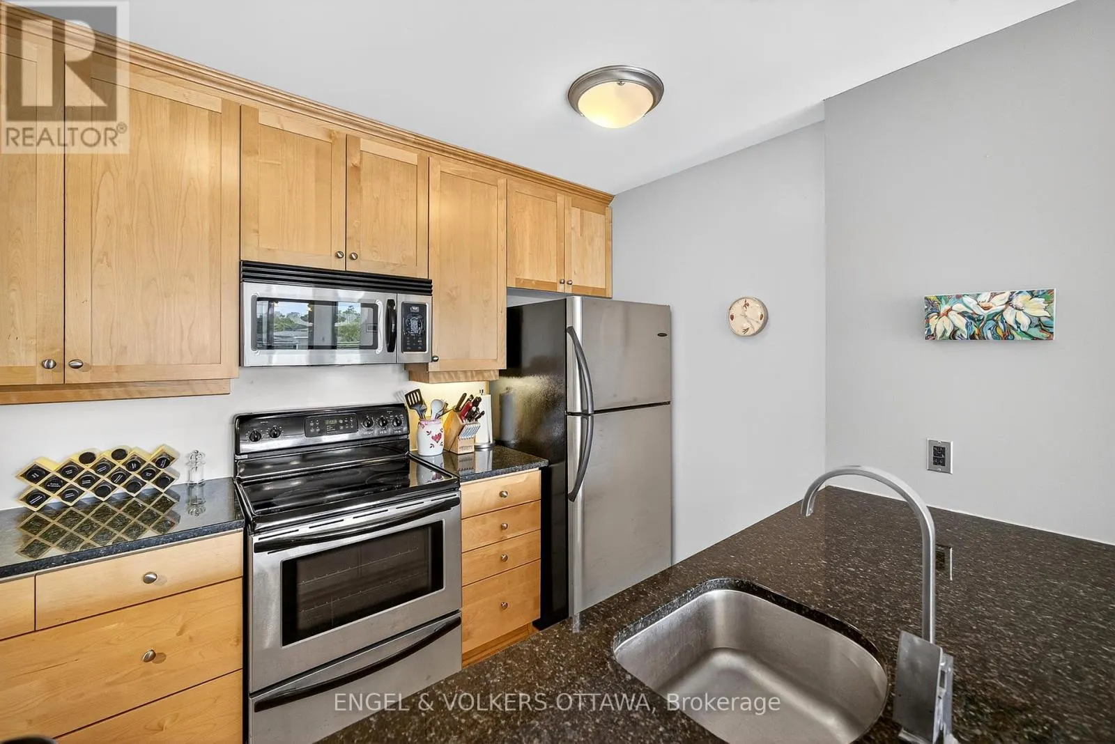 404 - 420 BERKLEY AVENUE