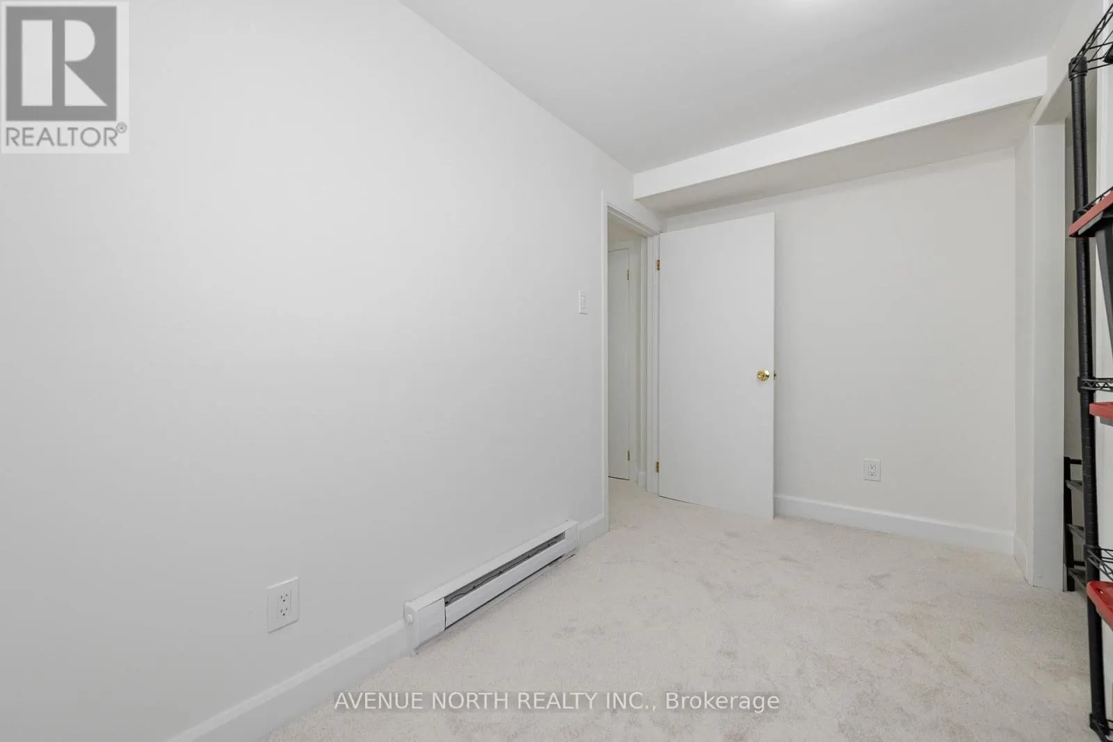 273 COTE-ROYALE CRESCENT