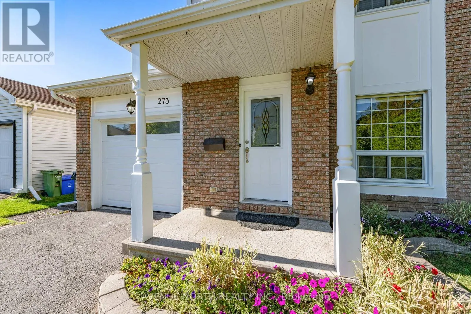 273 COTE-ROYALE CRESCENT
