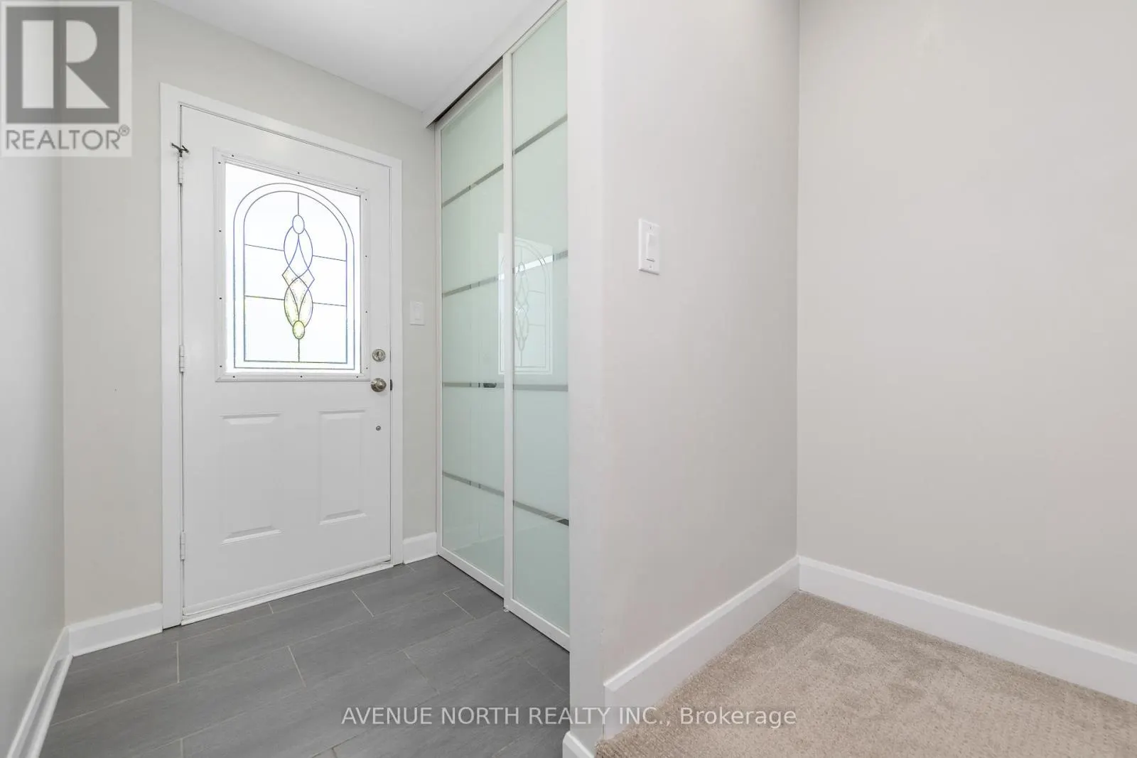 273 COTE-ROYALE CRESCENT