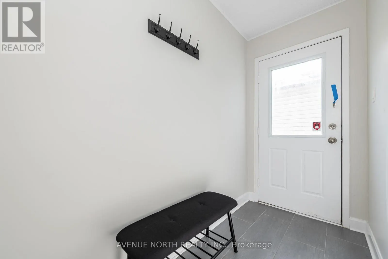 273 COTE-ROYALE CRESCENT