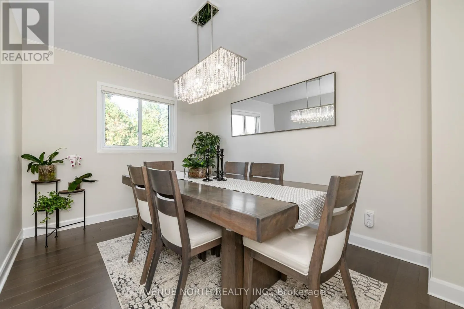 273 COTE-ROYALE CRESCENT