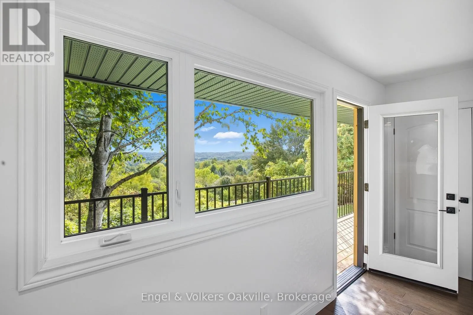 50 OAK AVENUE