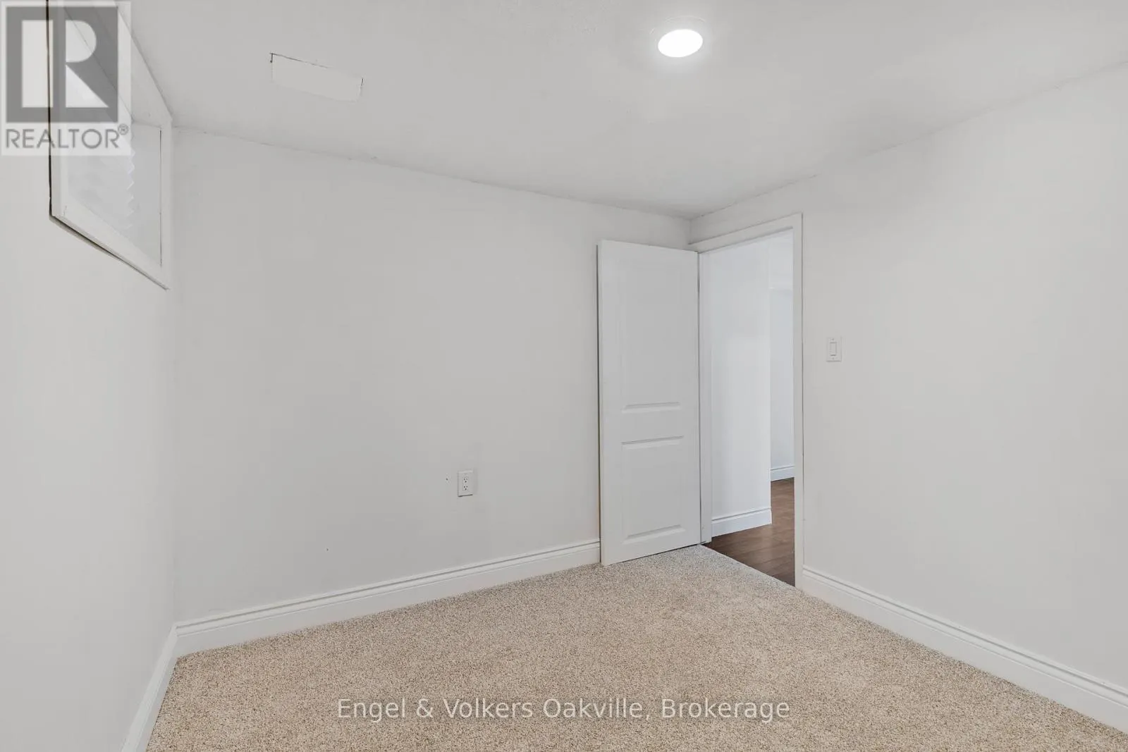 50 OAK AVENUE