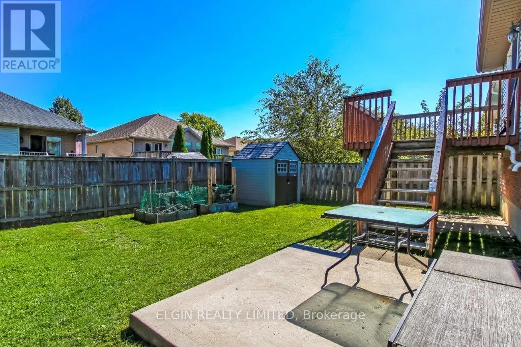 534 HIGHVIEW DRIVE