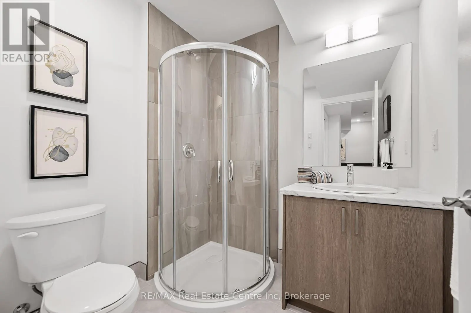 6 - 182 BRIDGE CRESCENT, #6