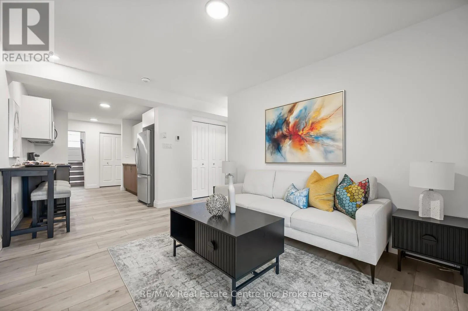 6 - 182 BRIDGE CRESCENT, #6
