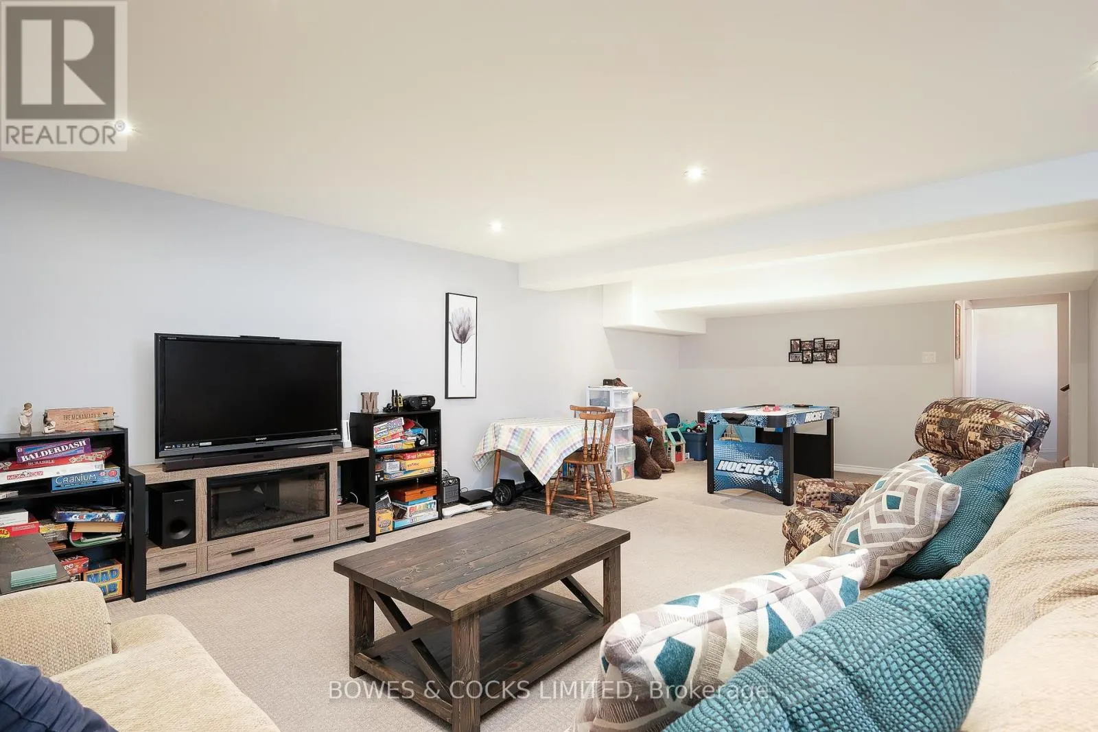 307 LOUDEN TERRACE