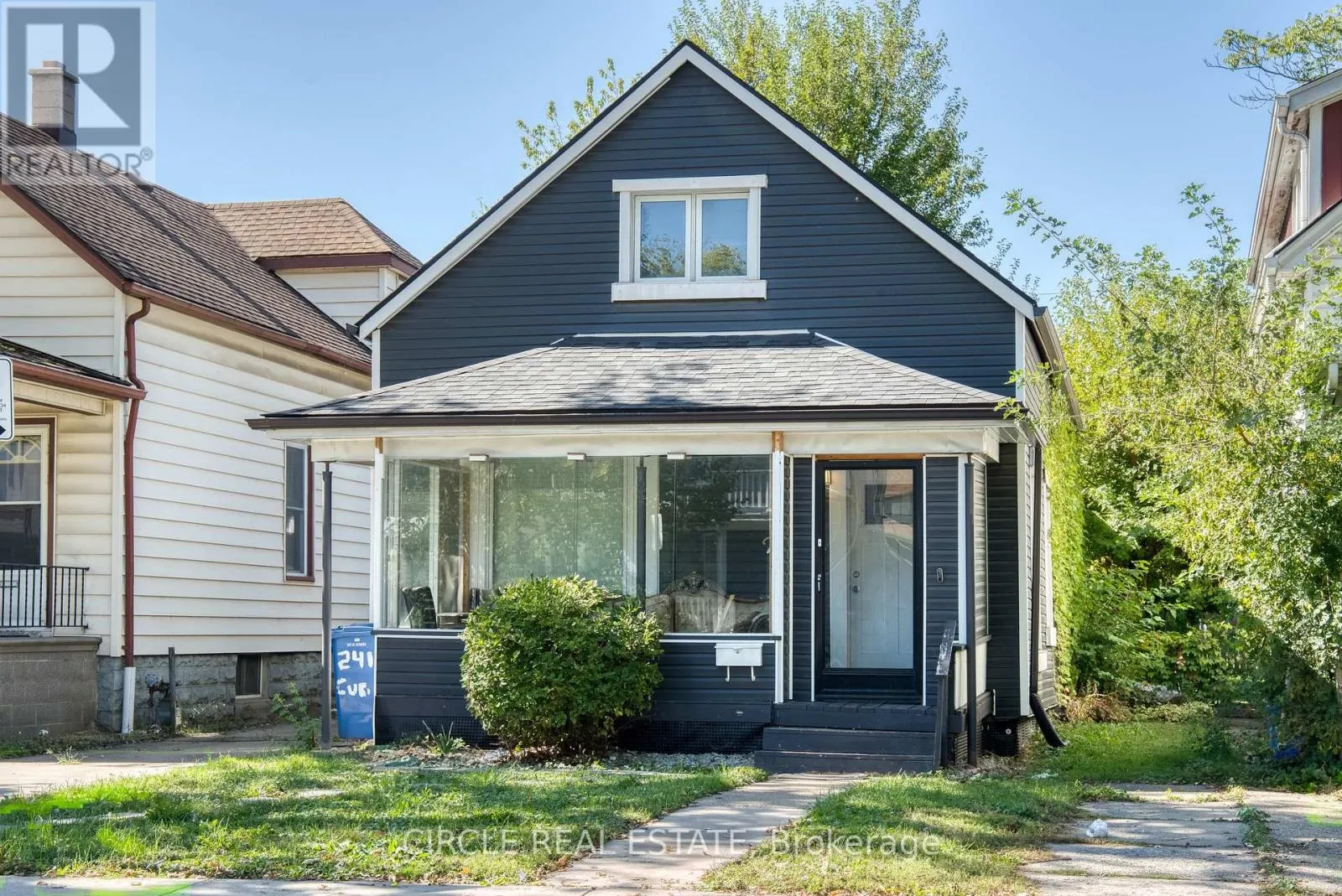 241 CURRY AVENUE