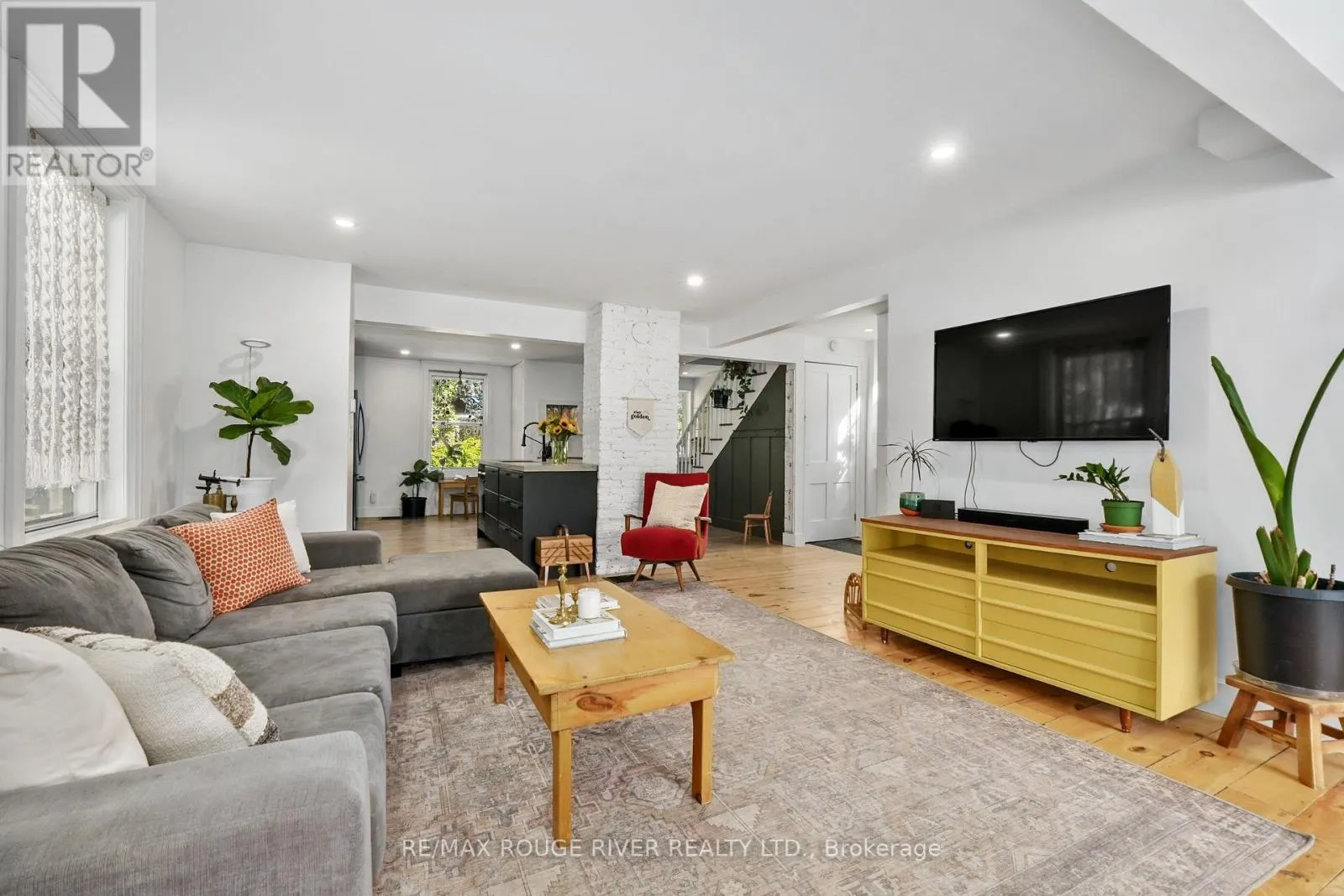3 BROWNS DRIVE