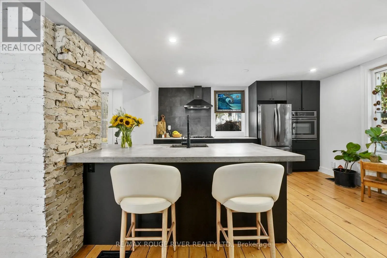 3 BROWNS DRIVE