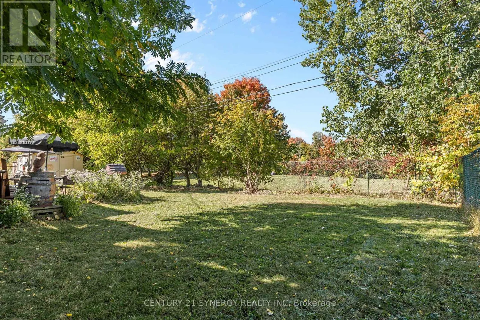229 KENNEDY LANE W