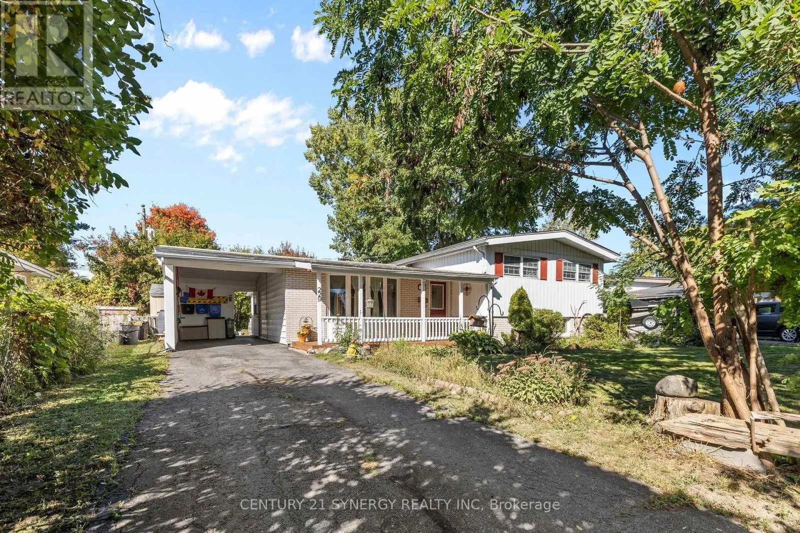 229 KENNEDY LANE W