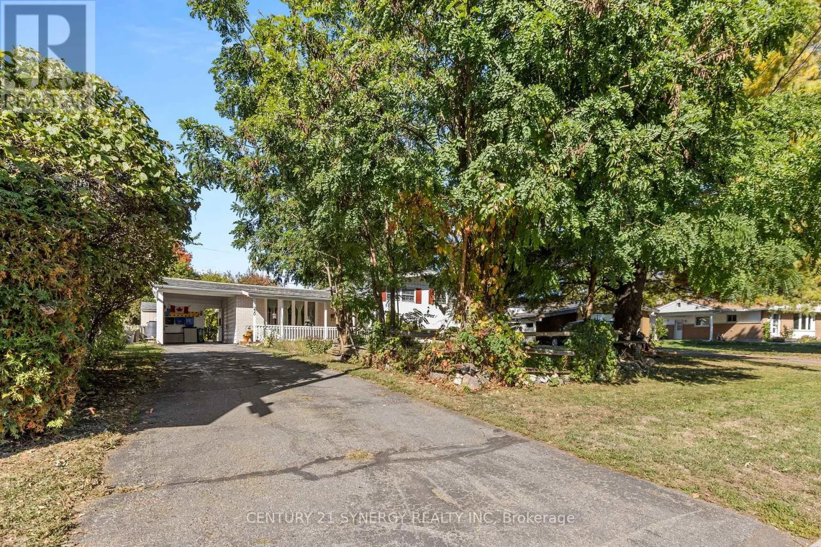 229 KENNEDY LANE W
