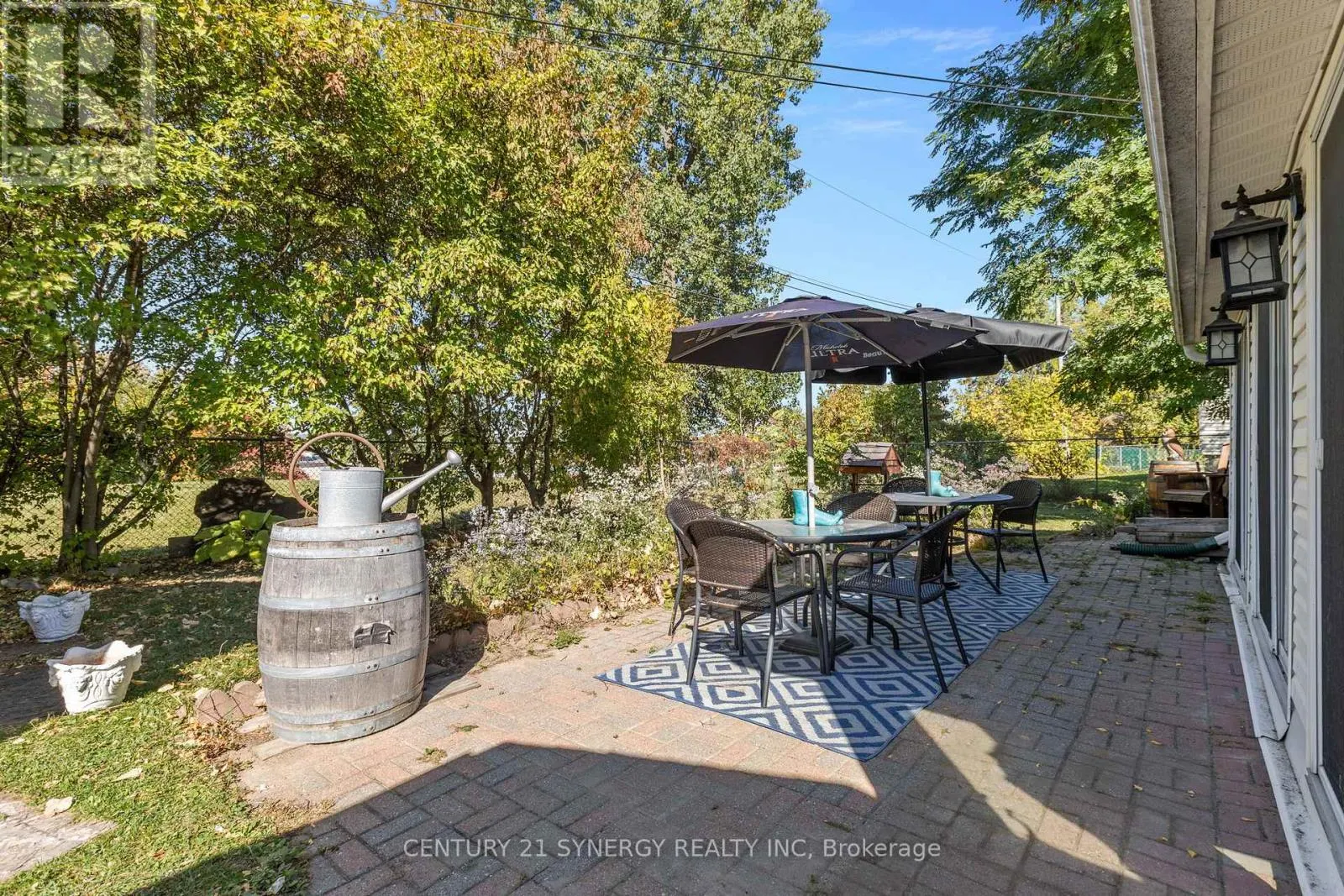 229 KENNEDY LANE W