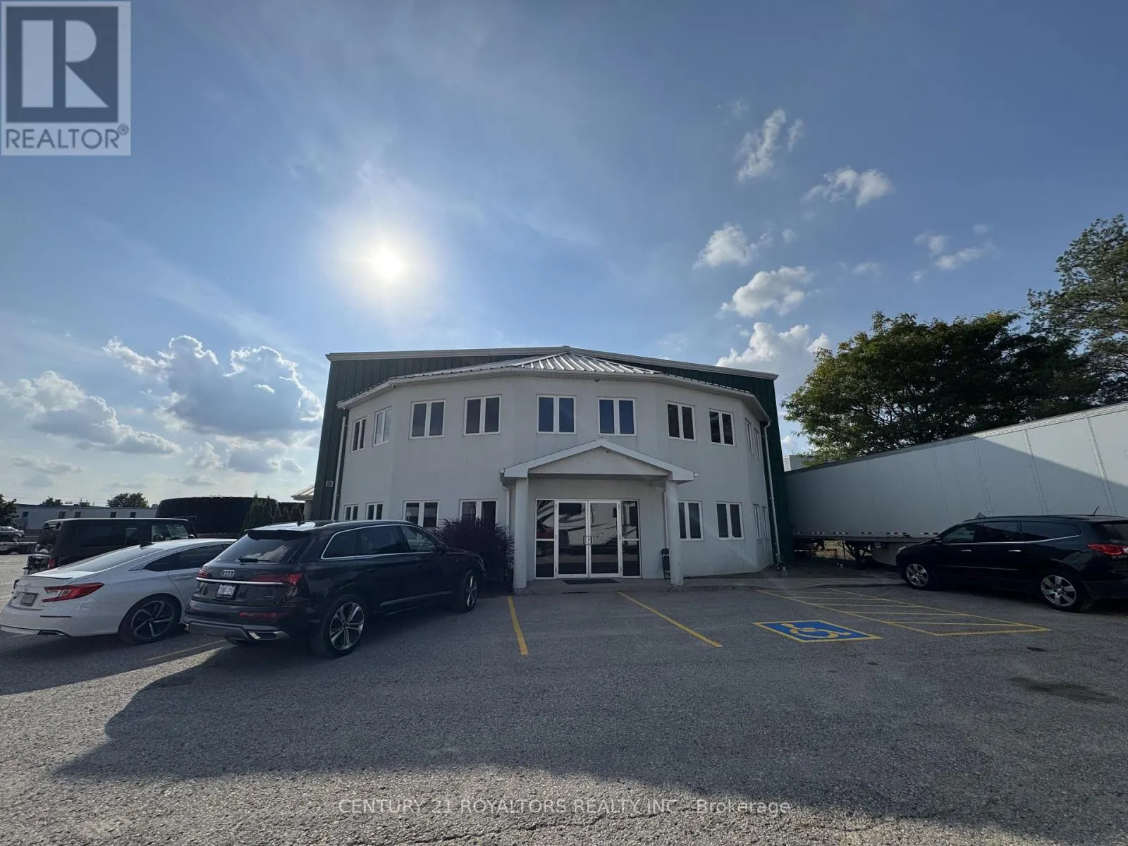 1015 RIDGEWAY ROAD