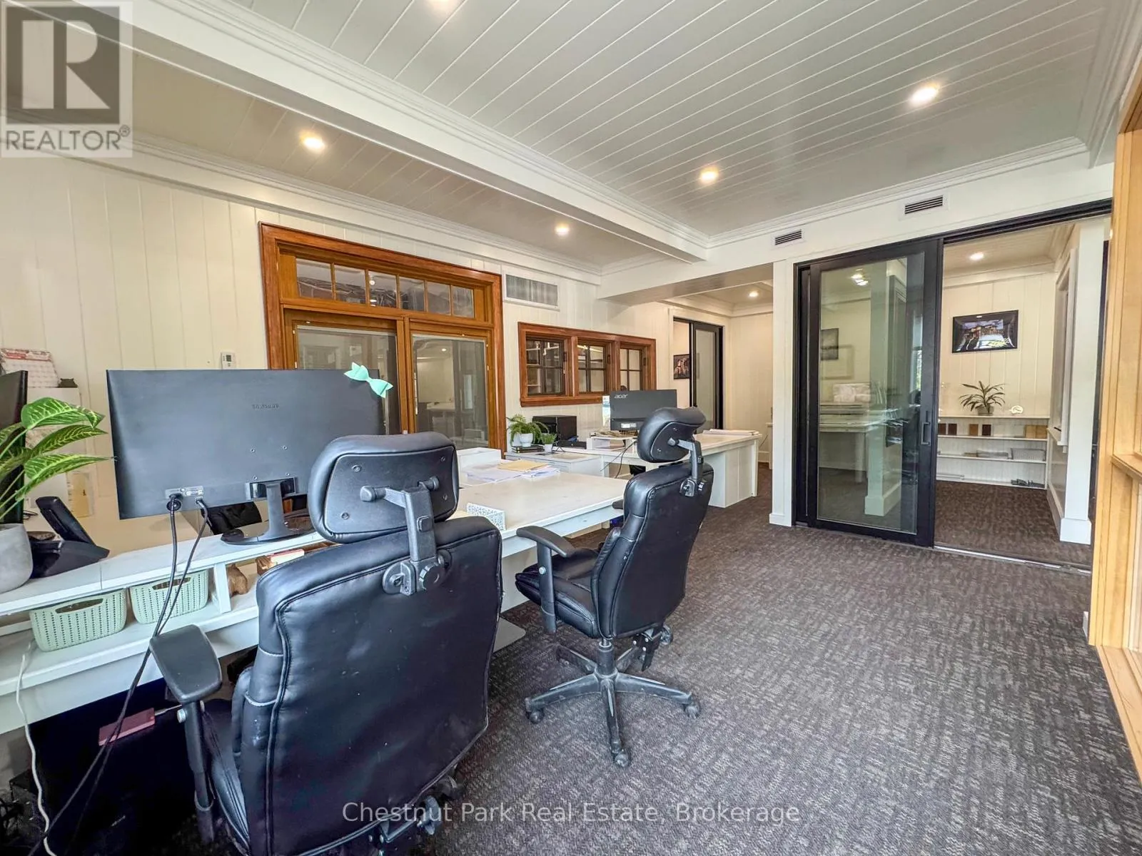 1004 MAPLE STREET