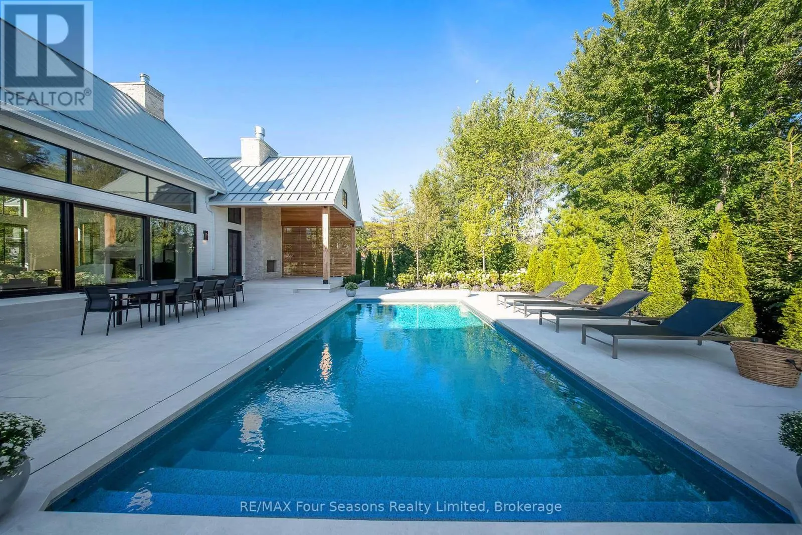 110 WYANDOT COURT
