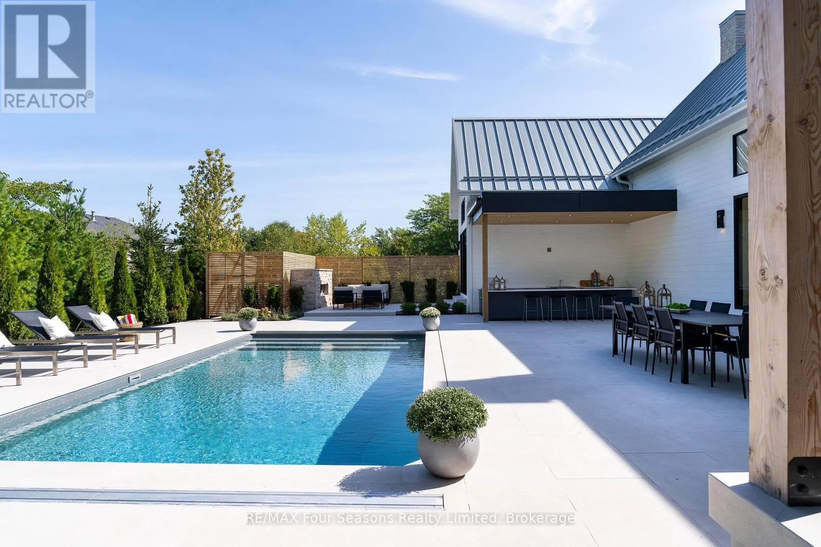 110 WYANDOT COURT