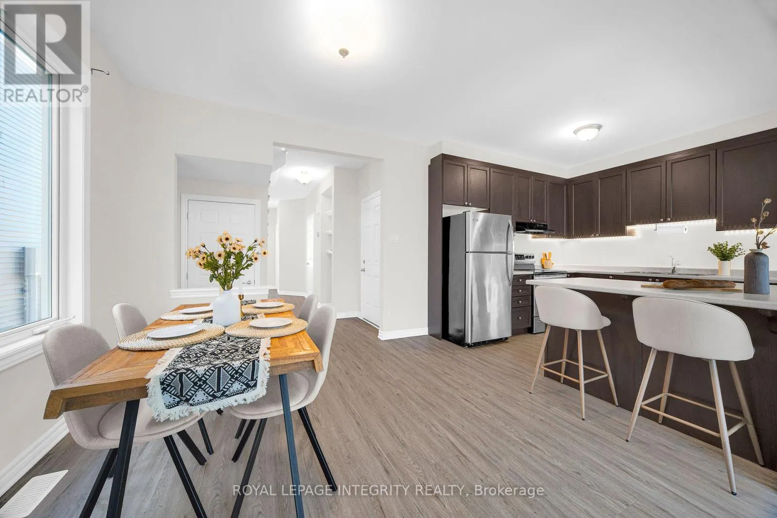 215 MERAK WAY