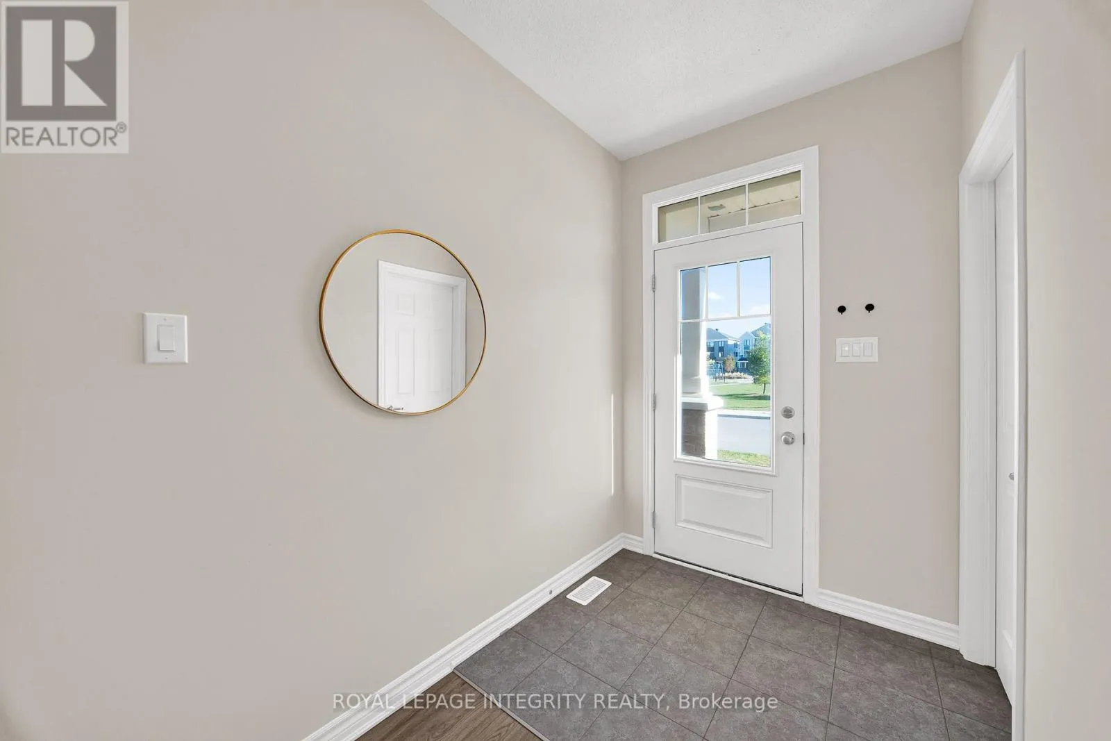 215 MERAK WAY