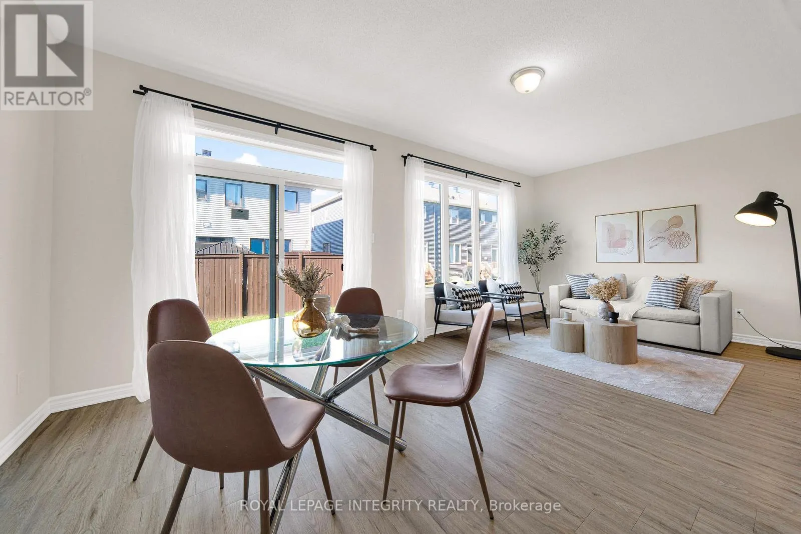 215 MERAK WAY