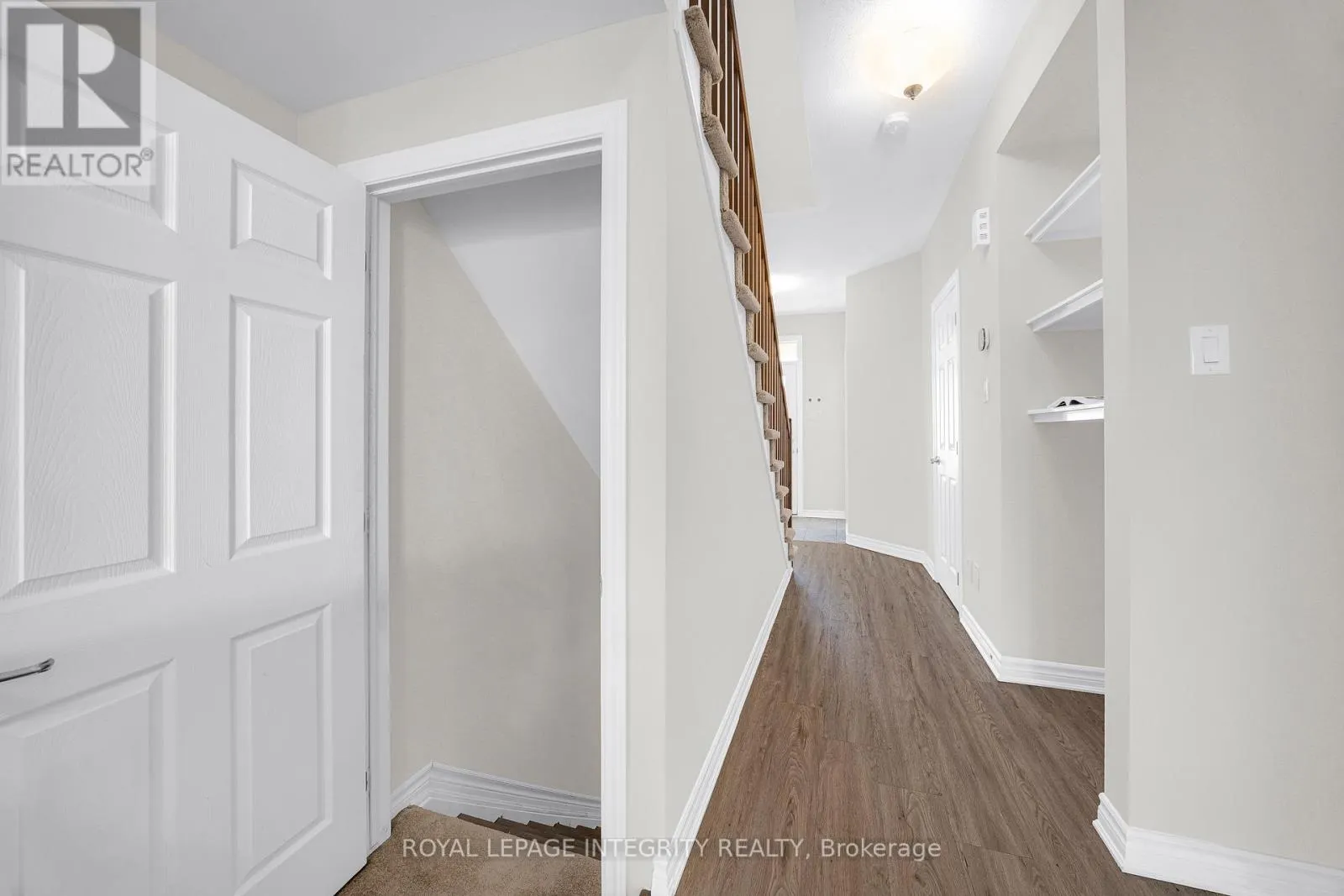 215 MERAK WAY