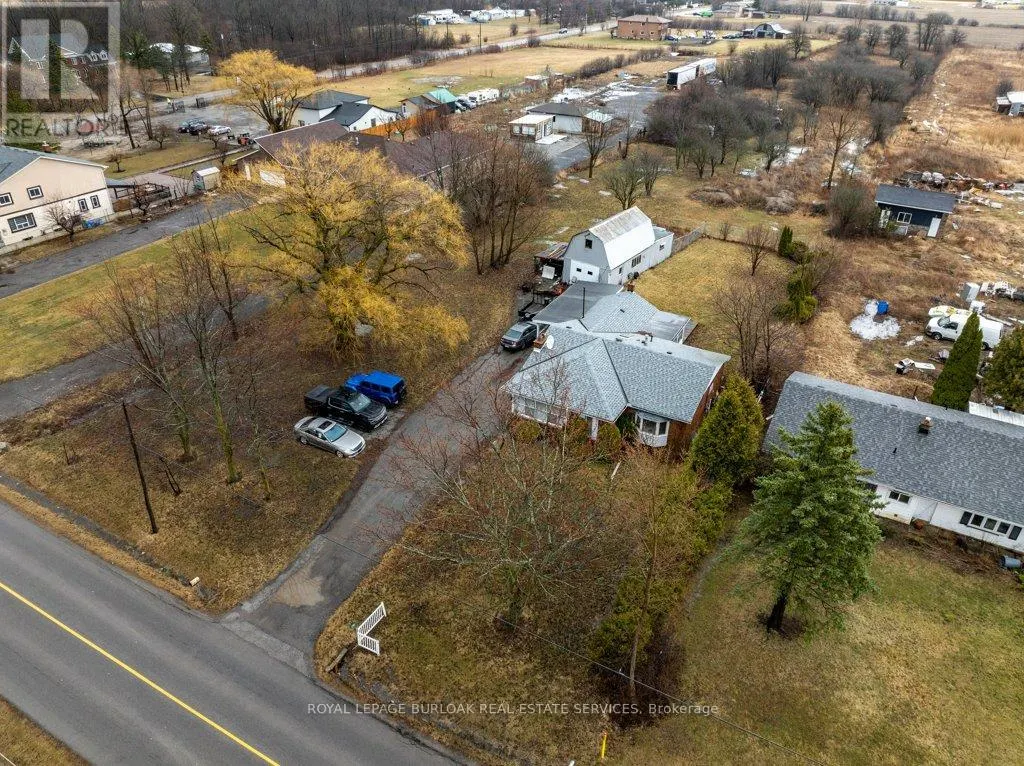 114 SECOND ROAD E