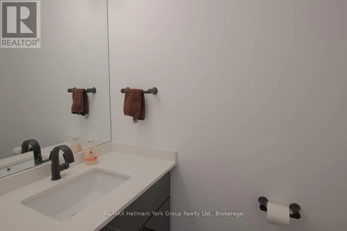 10 WATERVIEW LANE
