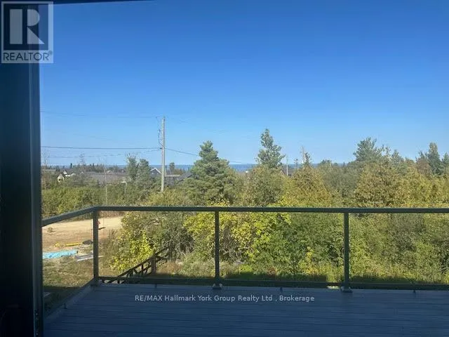 10 WATERVIEW LANE