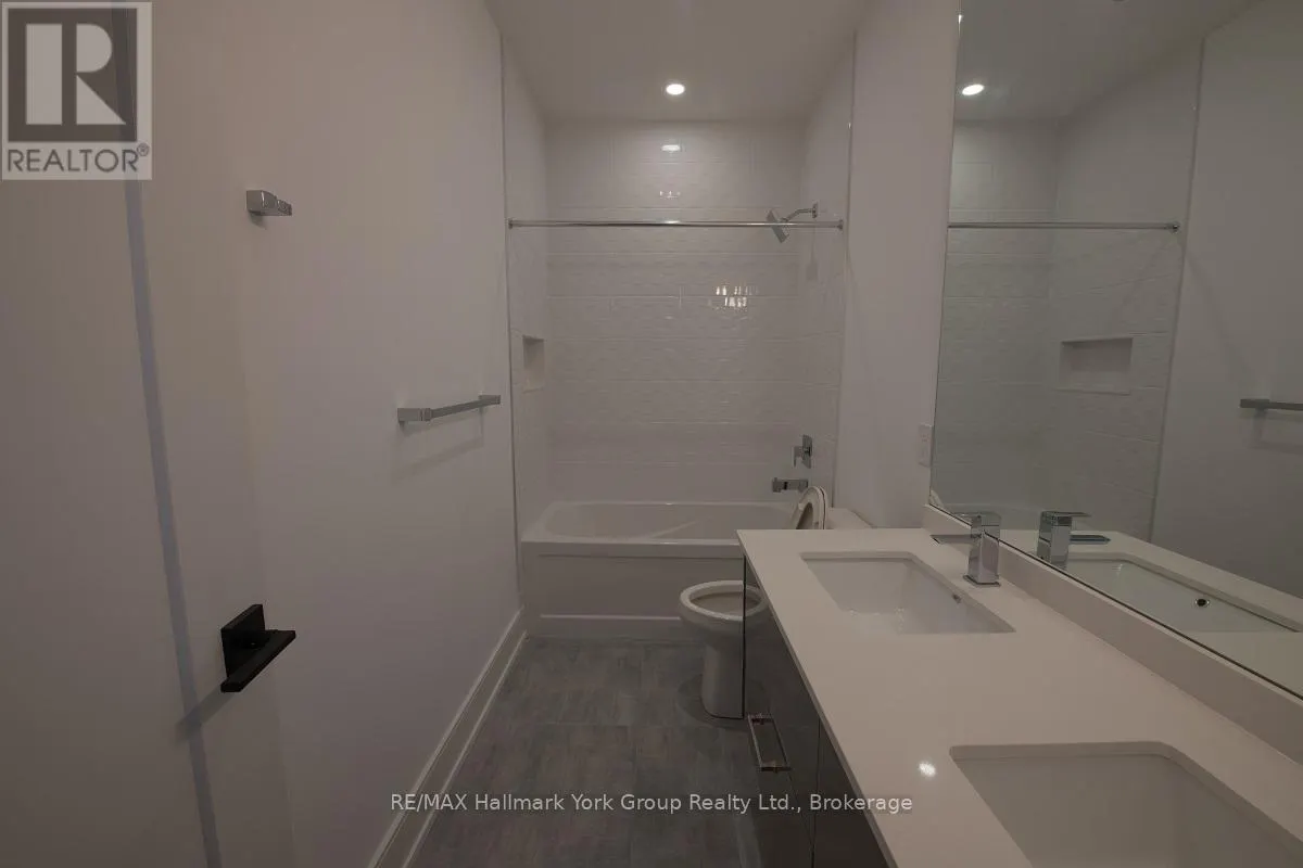 10 WATERVIEW LANE