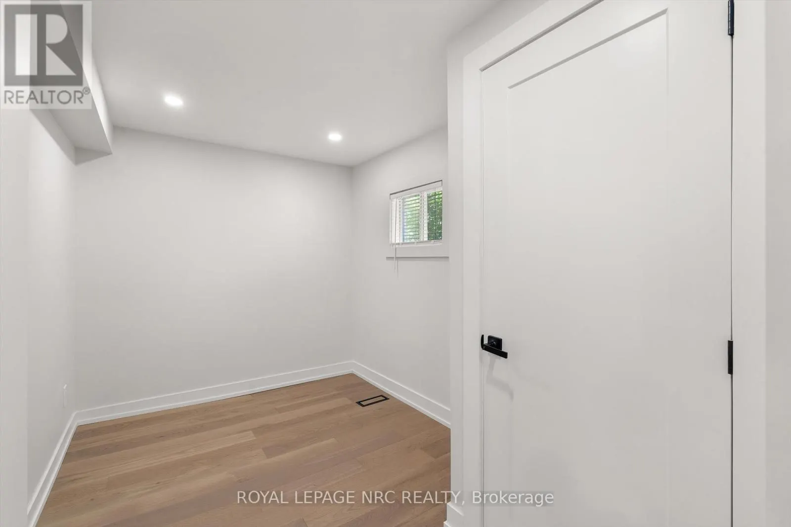 88 BAYVIEW DRIVE
