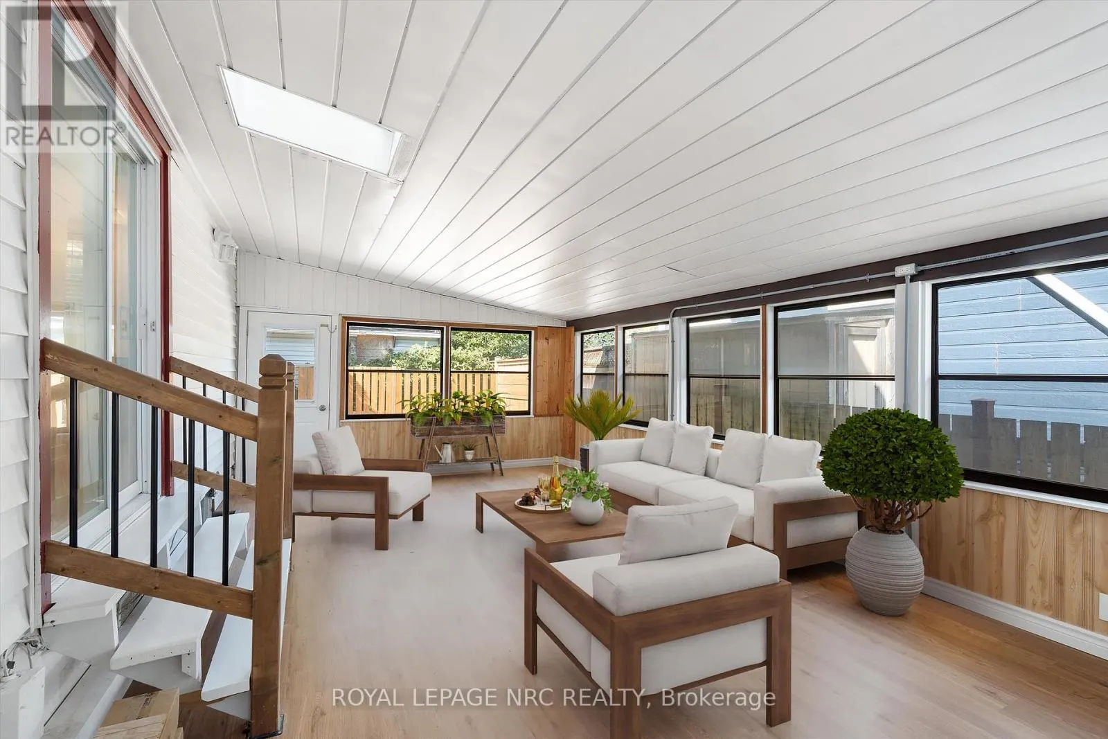 88 BAYVIEW DRIVE
