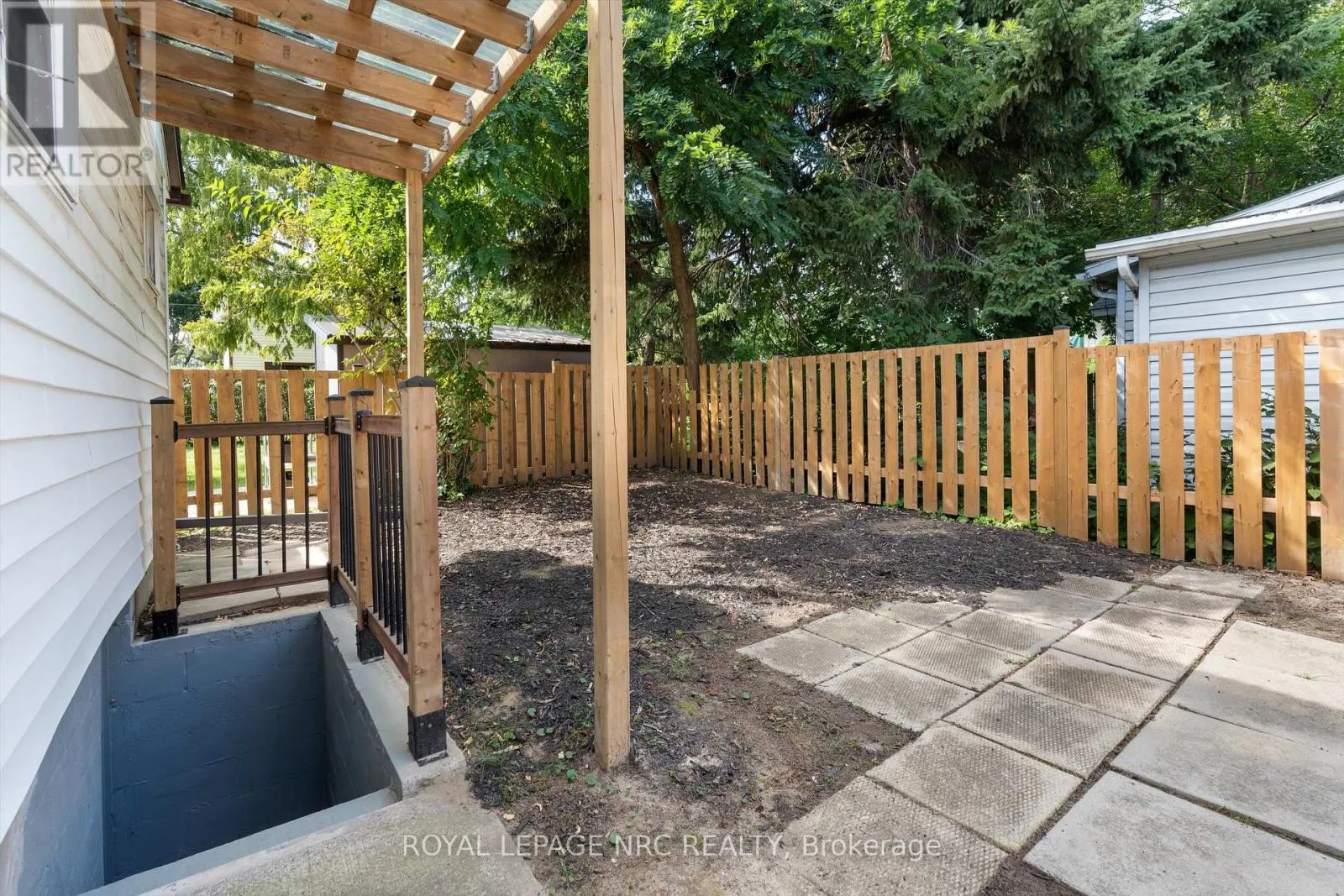 88 BAYVIEW DRIVE