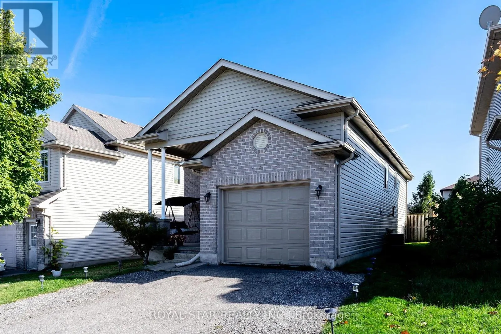 3 KERR CRESCENT