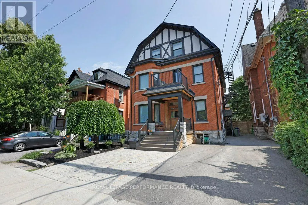 2 - 50 DELAWARE AVENUE