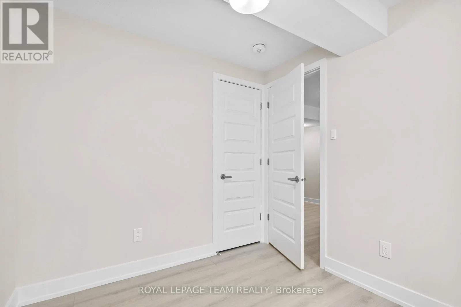 343 CANTERING DRIVE