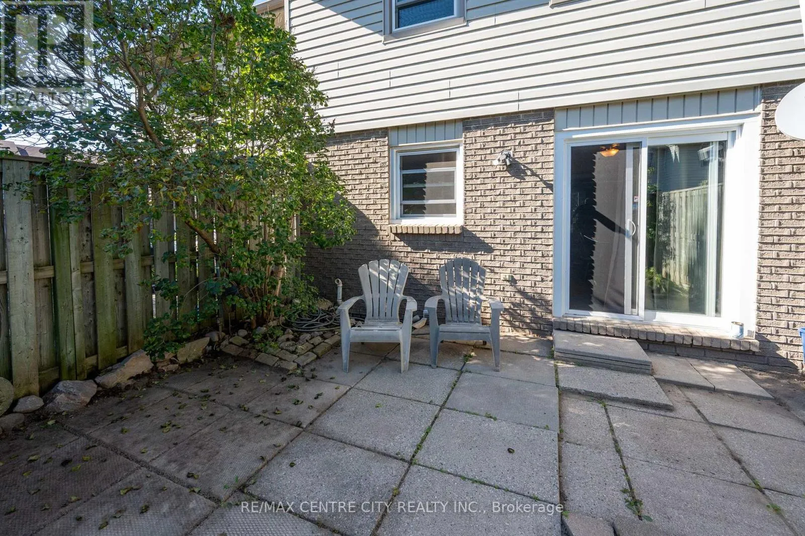 110 - 690 LITTLE GREY STREET E, #110