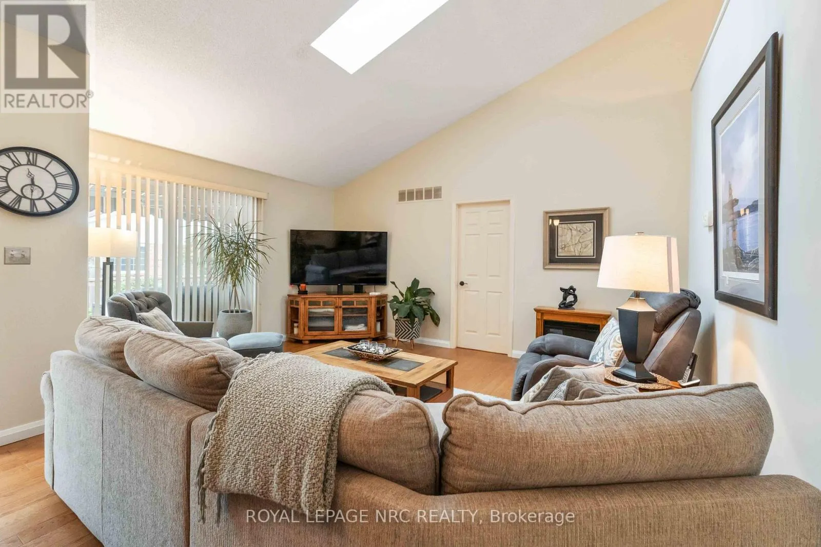 4156 BEECHNUT COURT