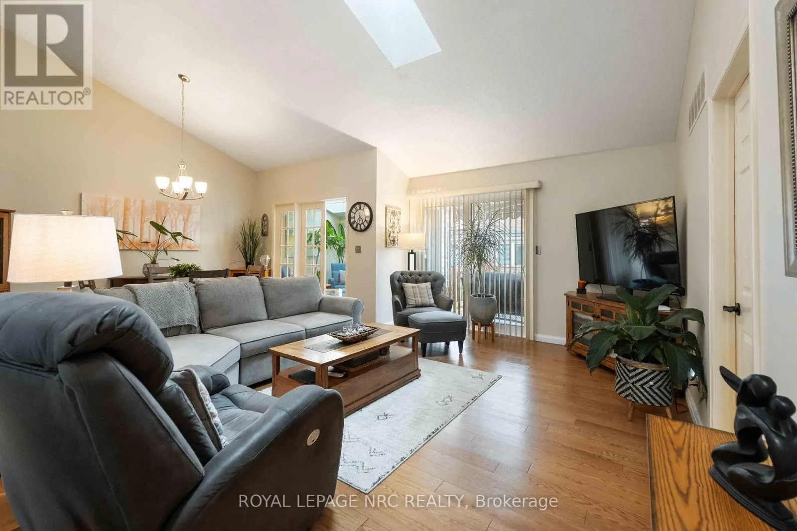 4156 BEECHNUT COURT