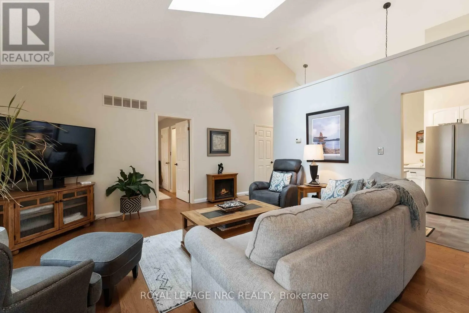 4156 BEECHNUT COURT