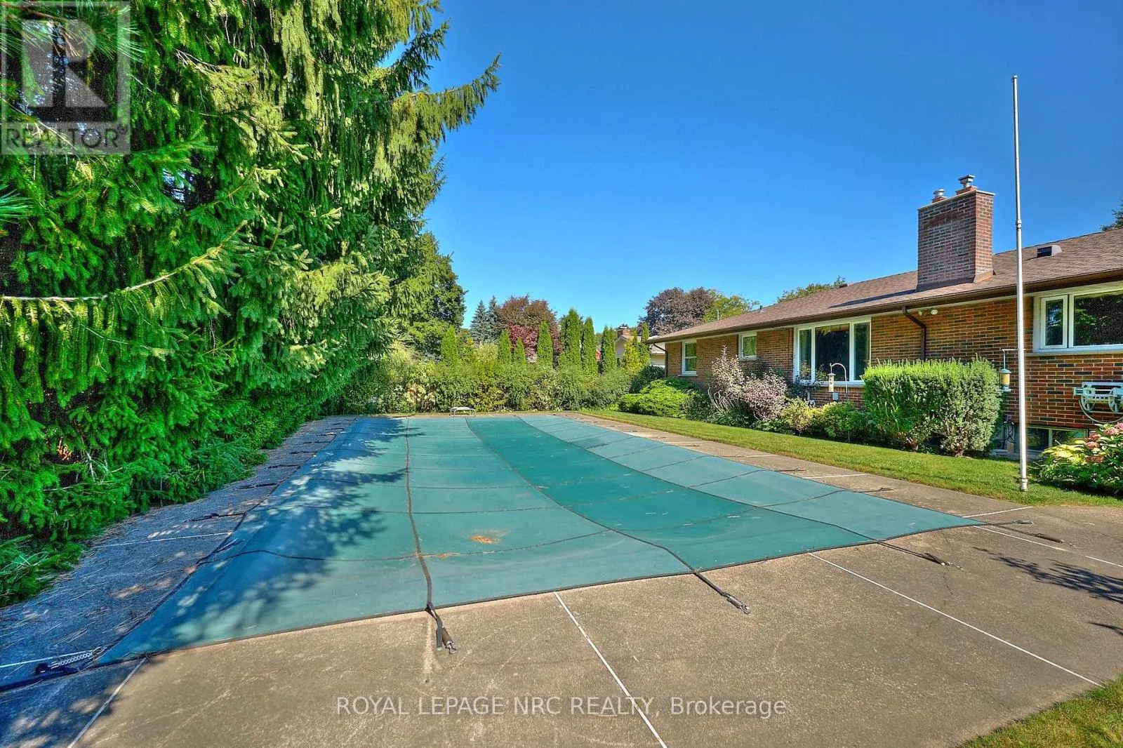 125 DALEVIEW DRIVE