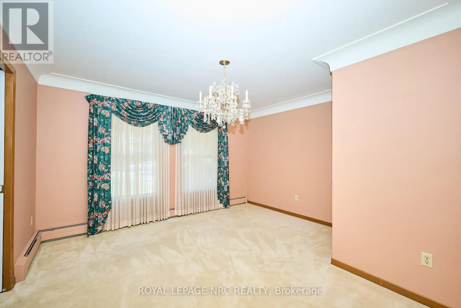 125 DALEVIEW DRIVE