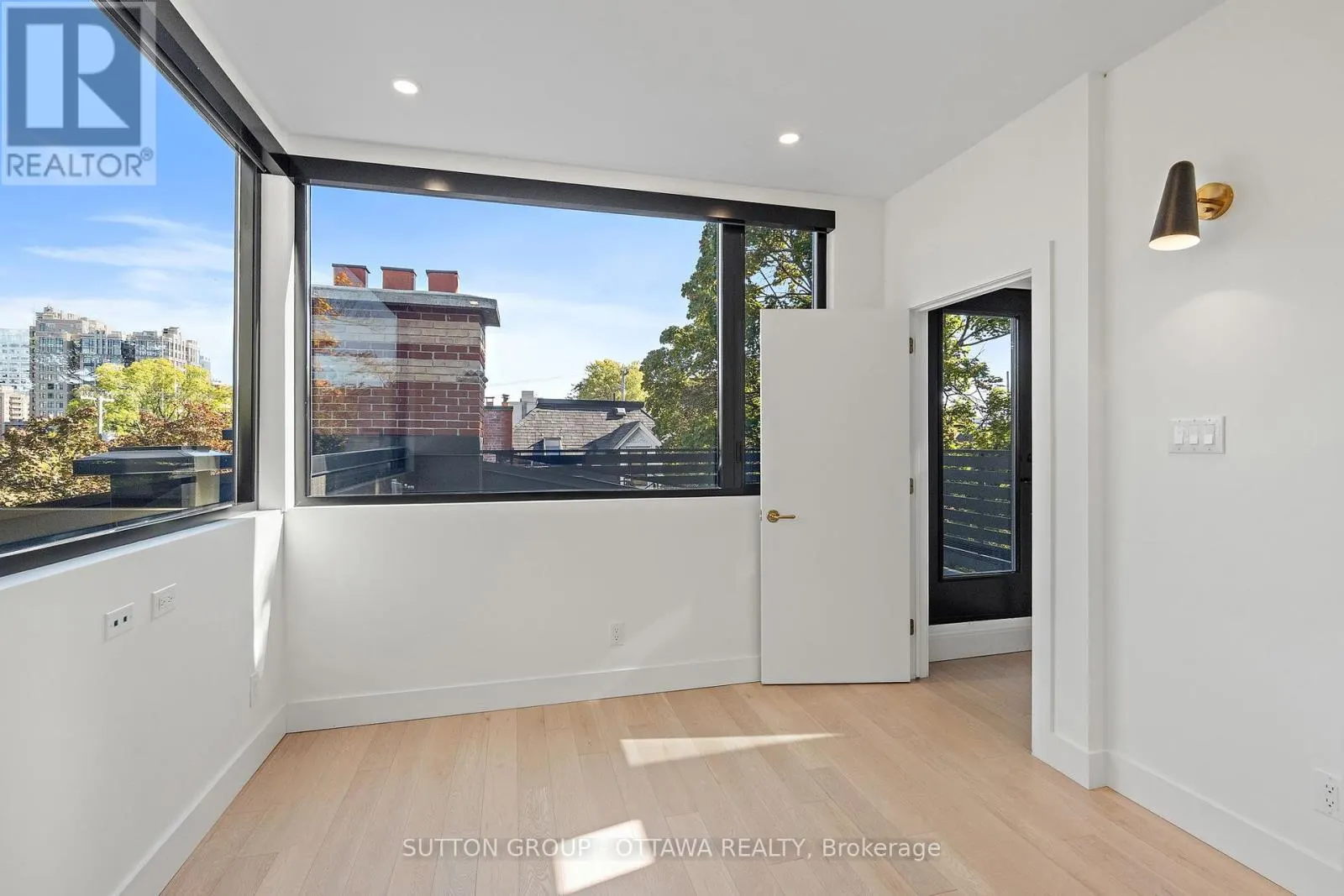 512 COOPER STREET