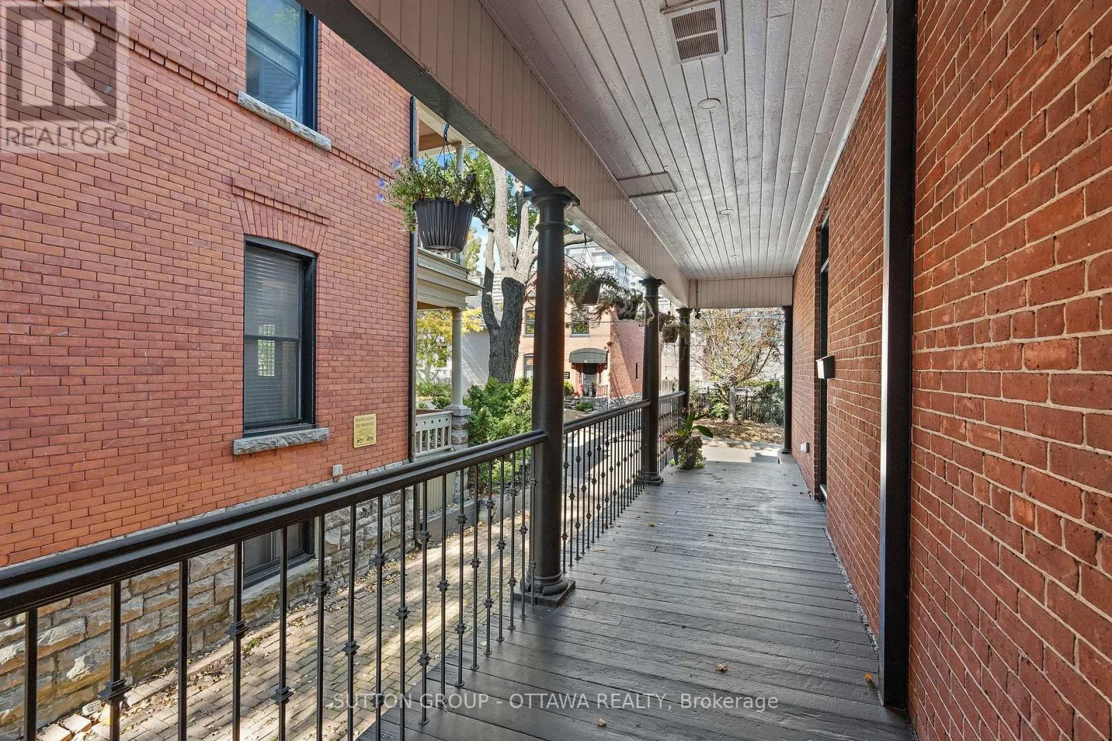 512 COOPER STREET