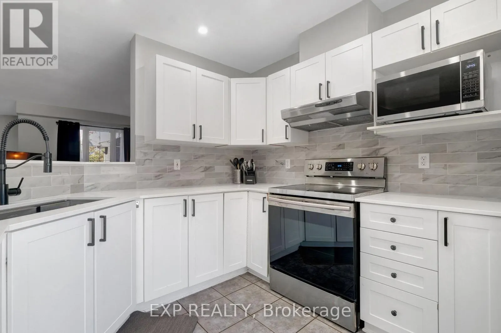 104 CARWOOD CIRCLE