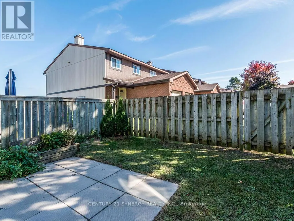 78 CLARKSON CRESCENT