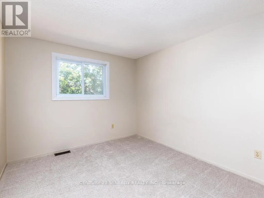 78 CLARKSON CRESCENT