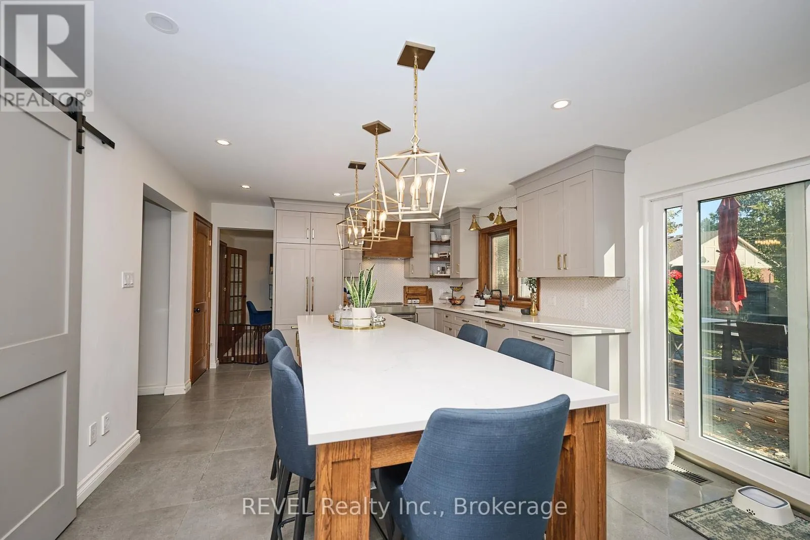 7134 MOUNT FOREST LANE
